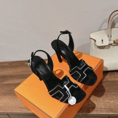 Hermes Sandals